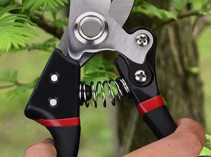 Stainless Steel Gardening Scissor Black Red Grip
