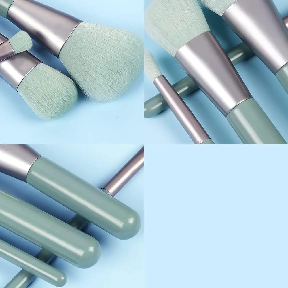 Mint Green 7-Piece Makeup Brush Set for Daily Use