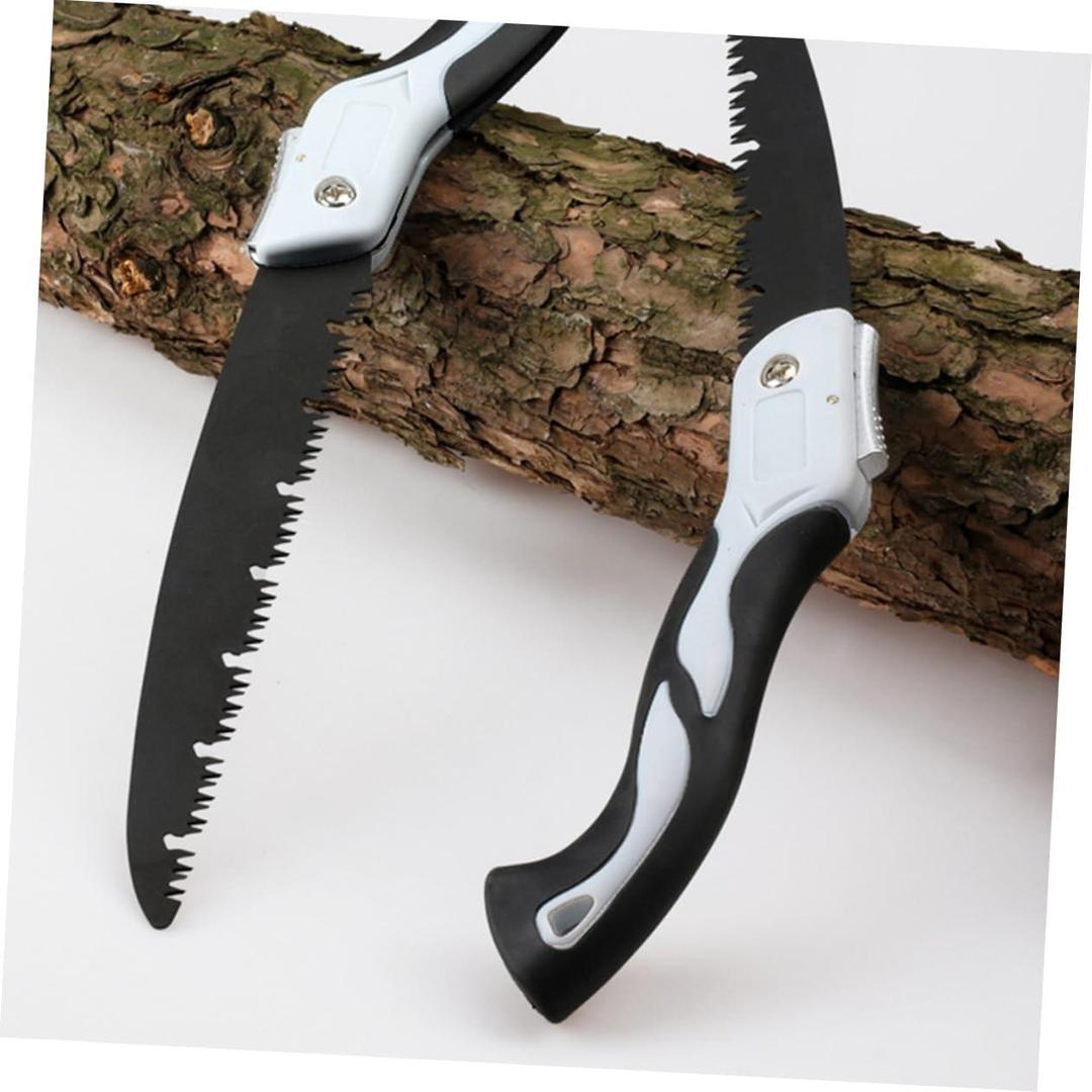 Ergonomic Black Garden Saw with Iron Blade