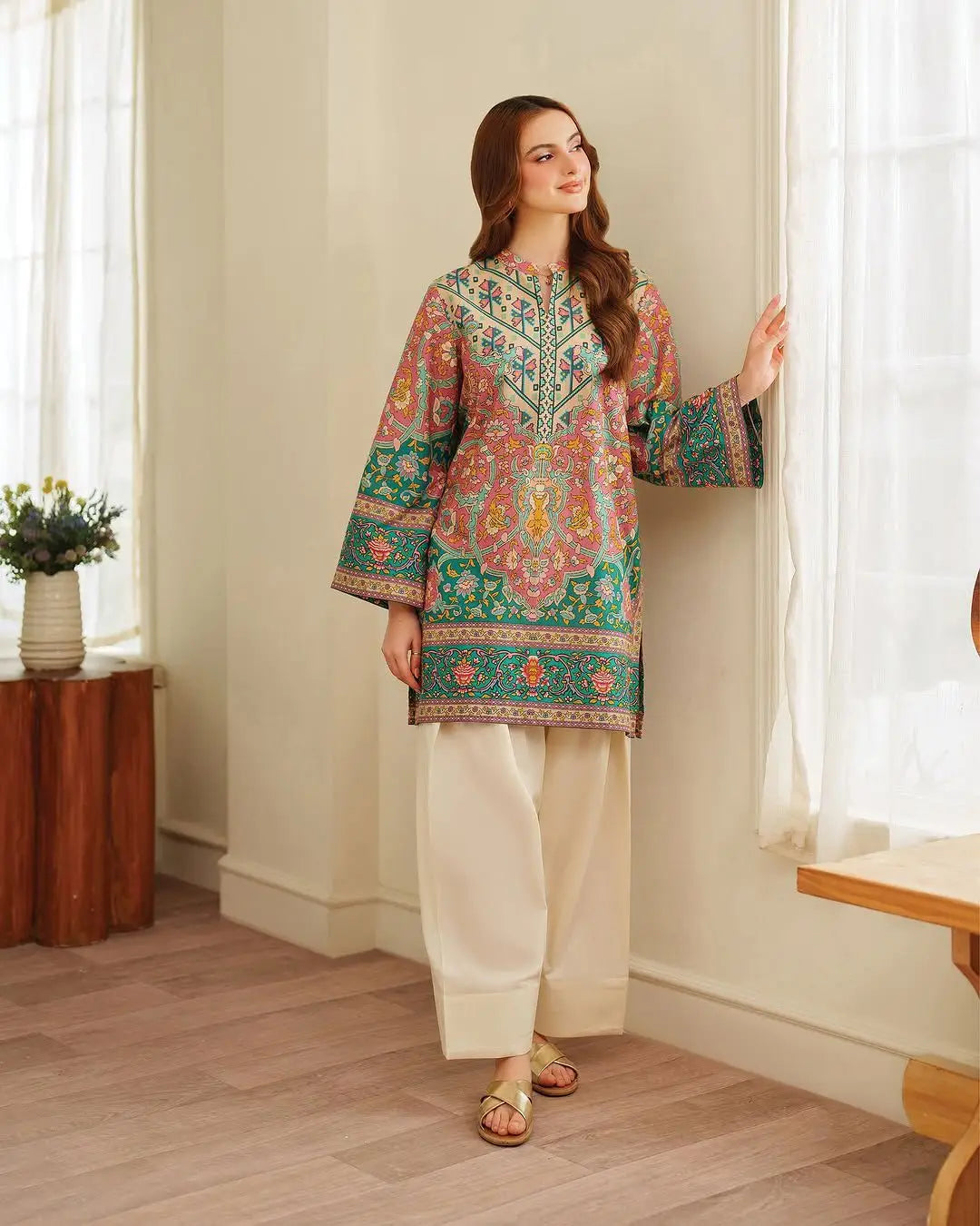 2 Pcs Women's Stitched Doria lawn Printed cord-set with farshi Farshi trouser