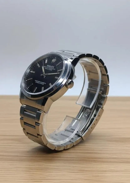 Men's Stainless Steel Black Dial Quartz Watch 34mm