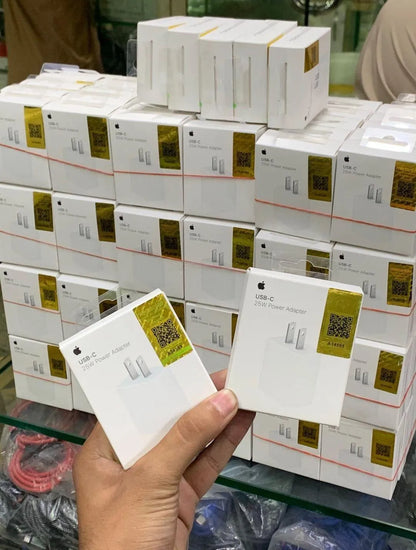 25W Mini Apple Charger White Compact