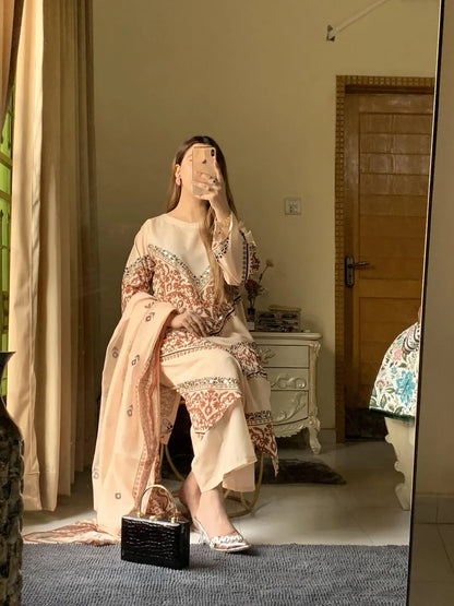 Pakistani Embroidered Kurta Set Cream Floral Long Sleeve