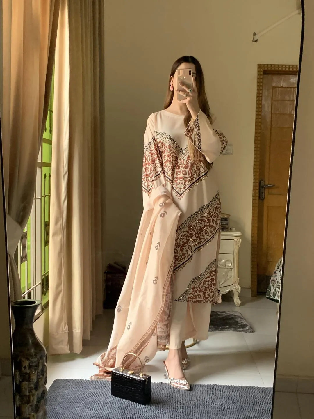 Pakistani Embroidered Kurta Set Cream Floral Long Sleeve