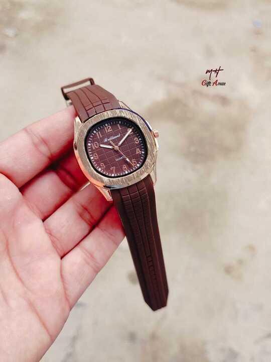 Men's Analog Watch with Rubber Strap & Stainless Steel Casing