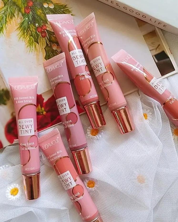 Glowy Blush 15ml Coconut Aloe for Pakistani Skin