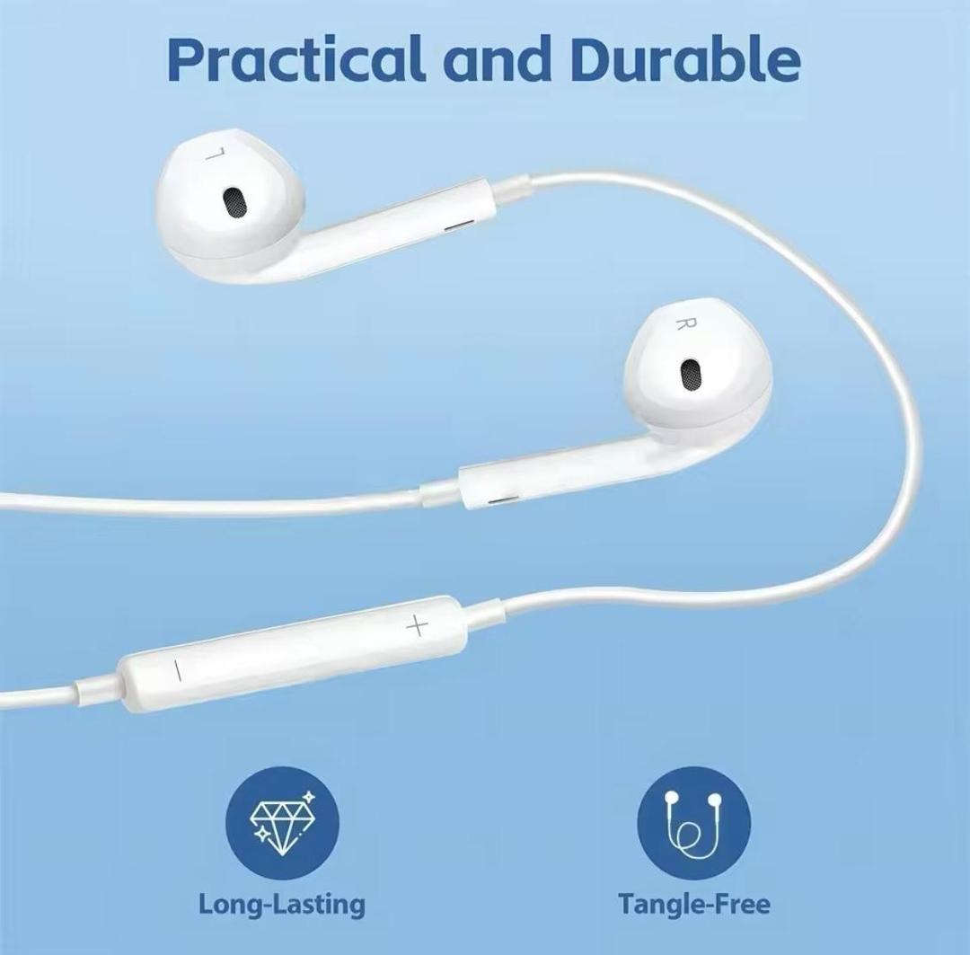 White Earphones USB-C with Mic & Comfortable