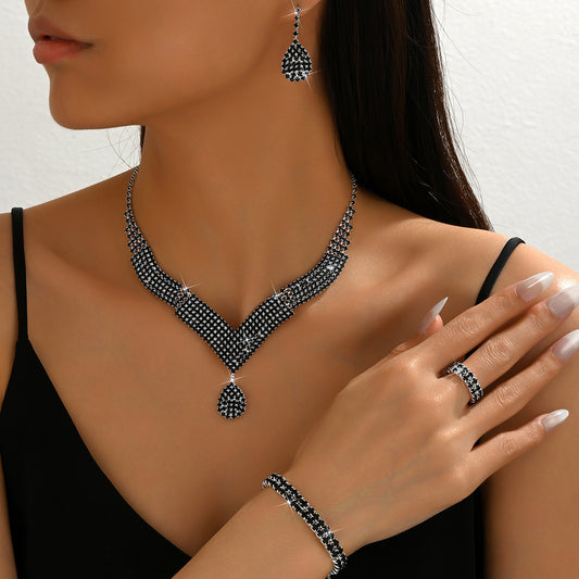 Black Teardrop Jewelry Set for Pakistani Women