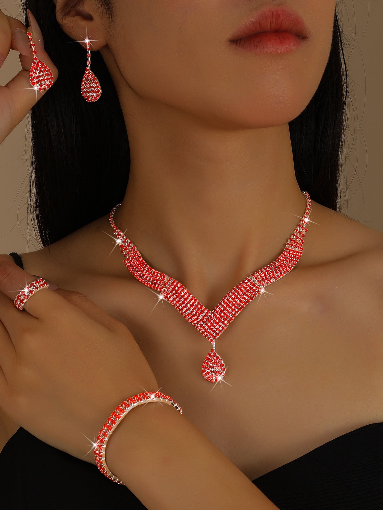 Black Teardrop Jewelry Set for Pakistani Women